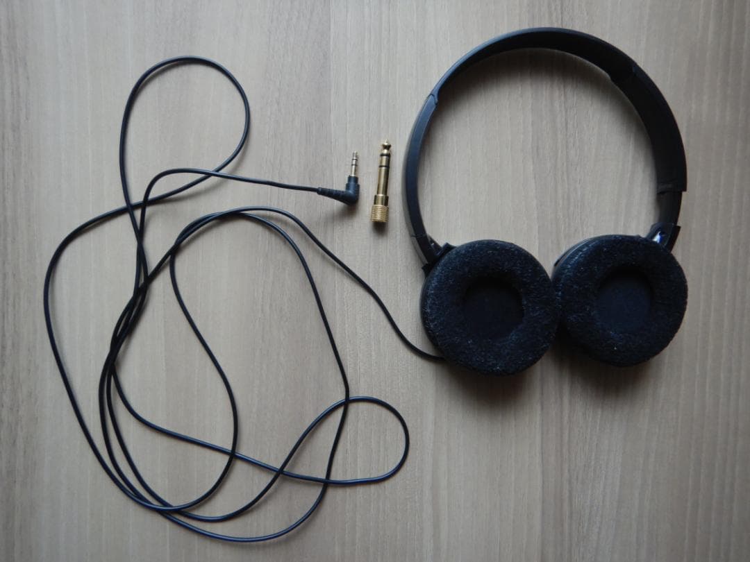 KORG　B1　2017製電子ピアノ　デジタルピアノ　ヘッドホン付き