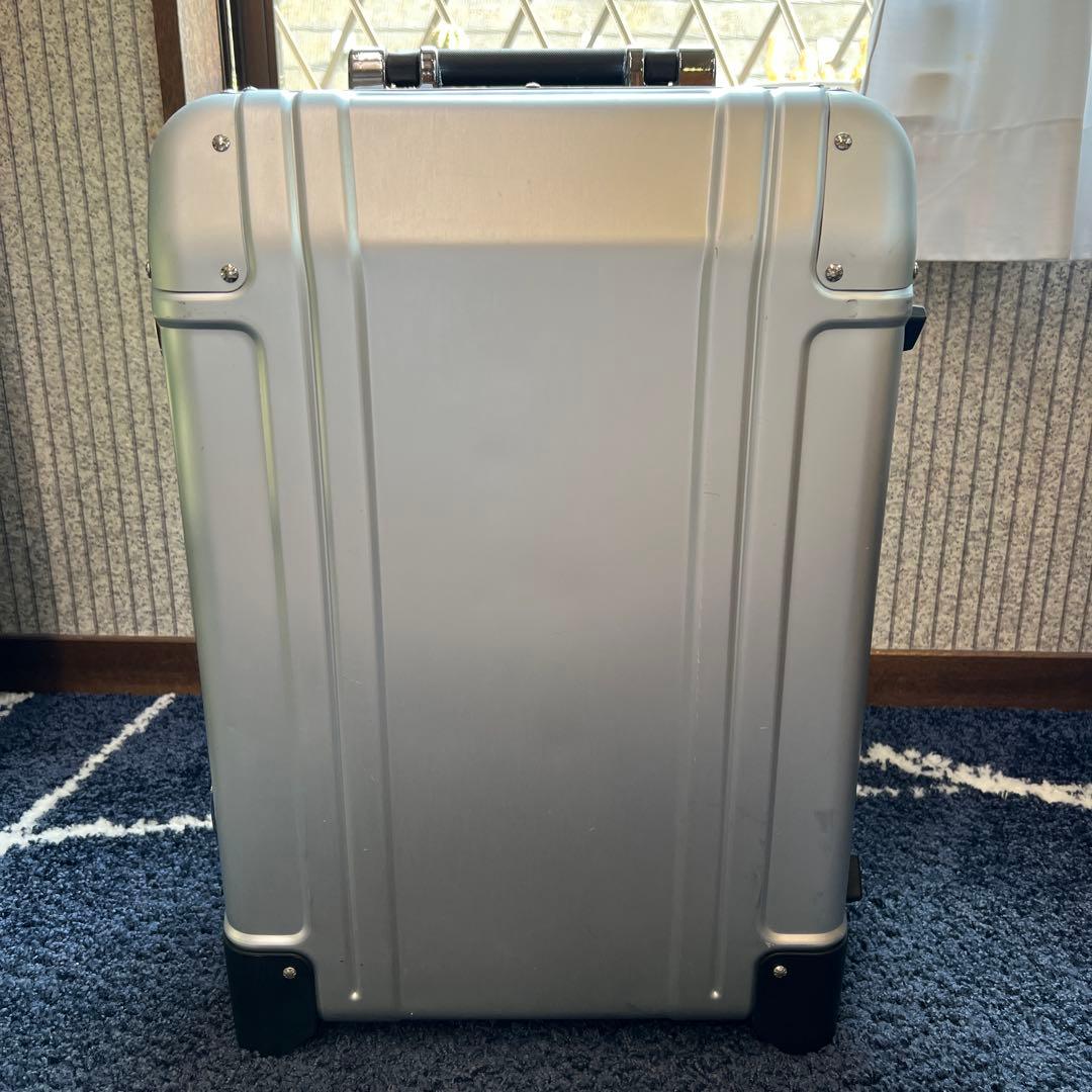 ゼロハリバートンZERO HALLIBURTON スーツケース 31L 2輪