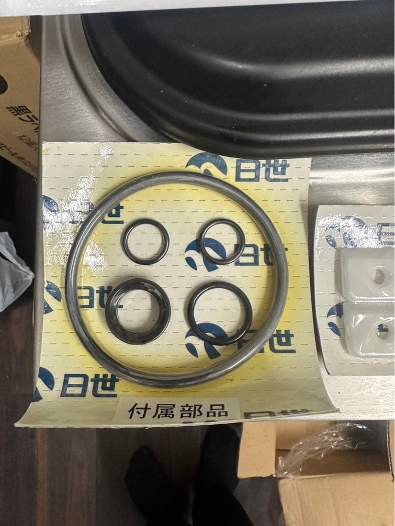 日世 NA-9524AE 業務用ソフトクリーム機 丸型ノズル付 動作良好品