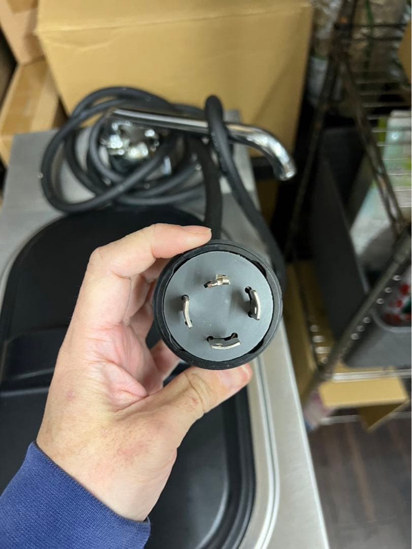 日世 NA-9524AE 業務用ソフトクリーム機 丸型ノズル付 動作良好品