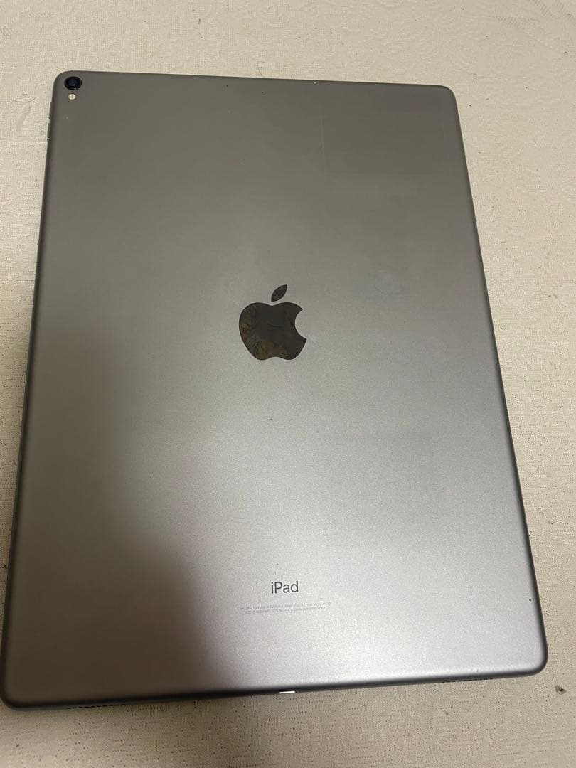 吉*志様 Apple iPad Pro 2 (12.9インチ) 64GB バッテ