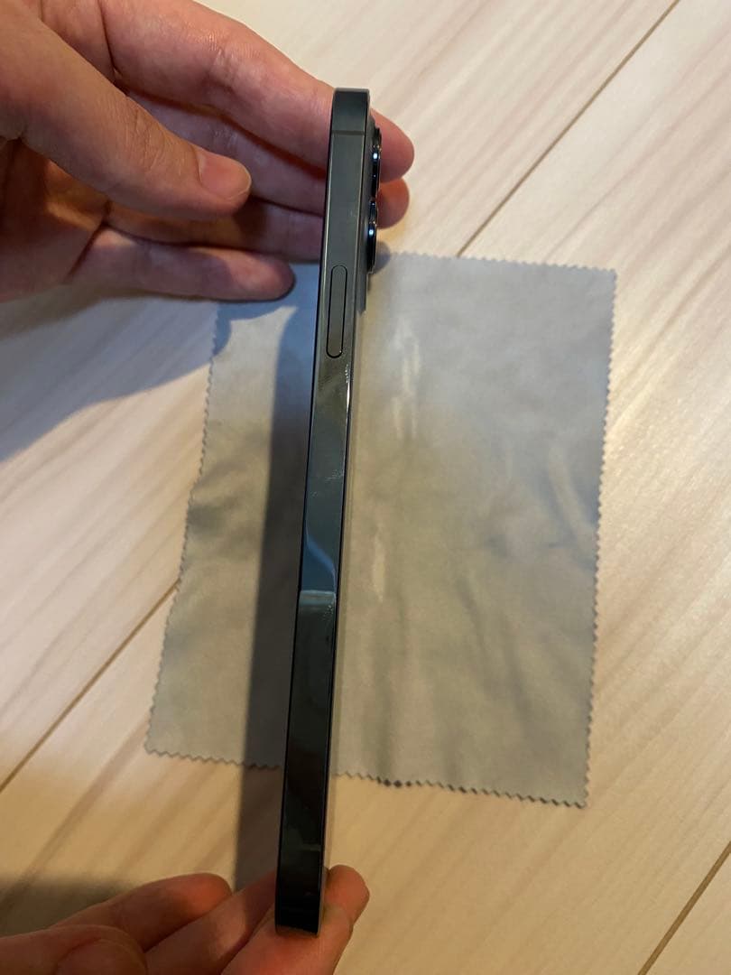 Apple iPhone 12 Pro max 128gb 最大容量96%