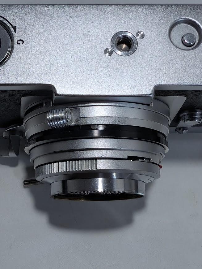 【外観・光学美品 完動品】KONICA Ⅲ 48mm F/2 フィルムカメラ