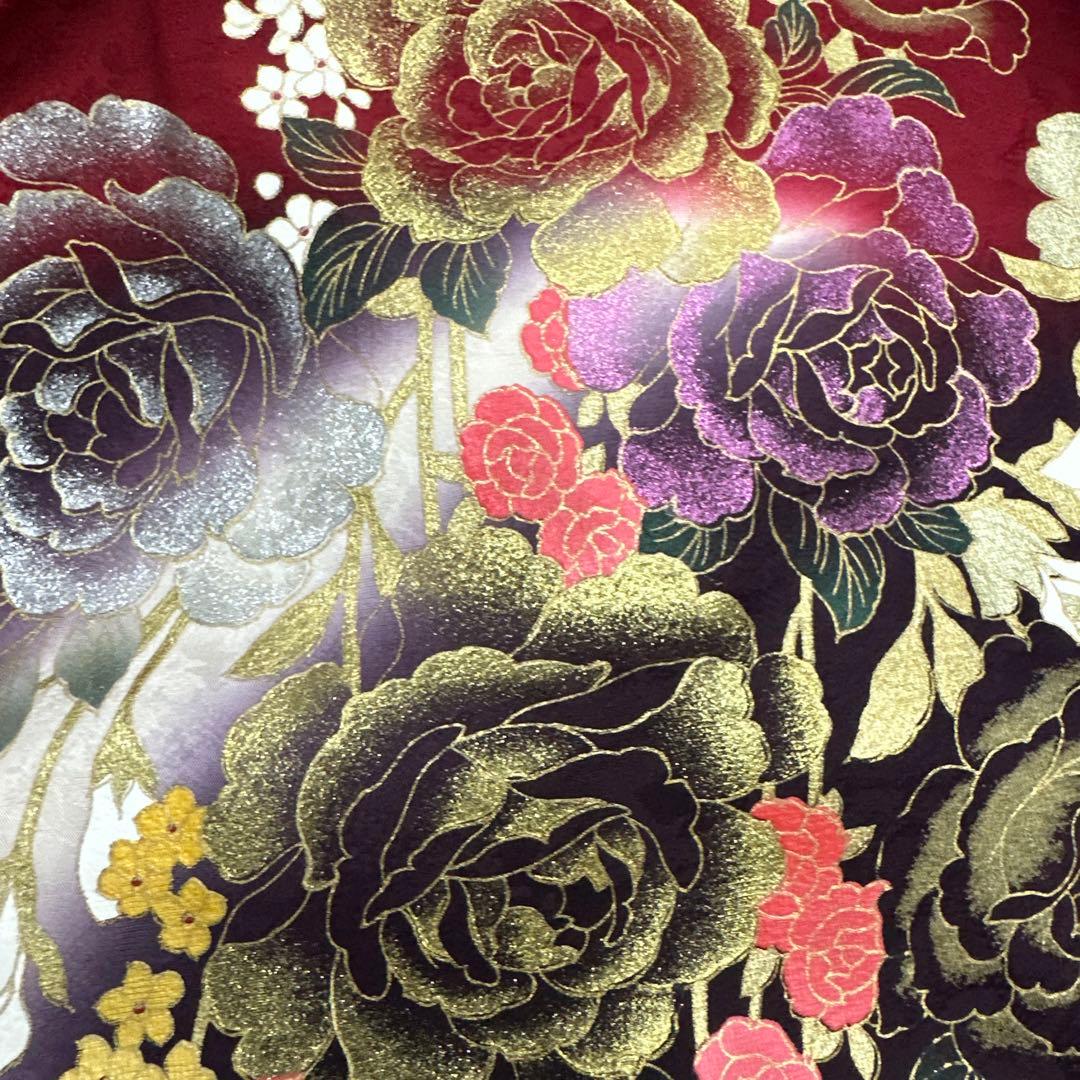桂由美 落款あり 薔薇 蝶 ラインストーン 赤×紫×金 振袖