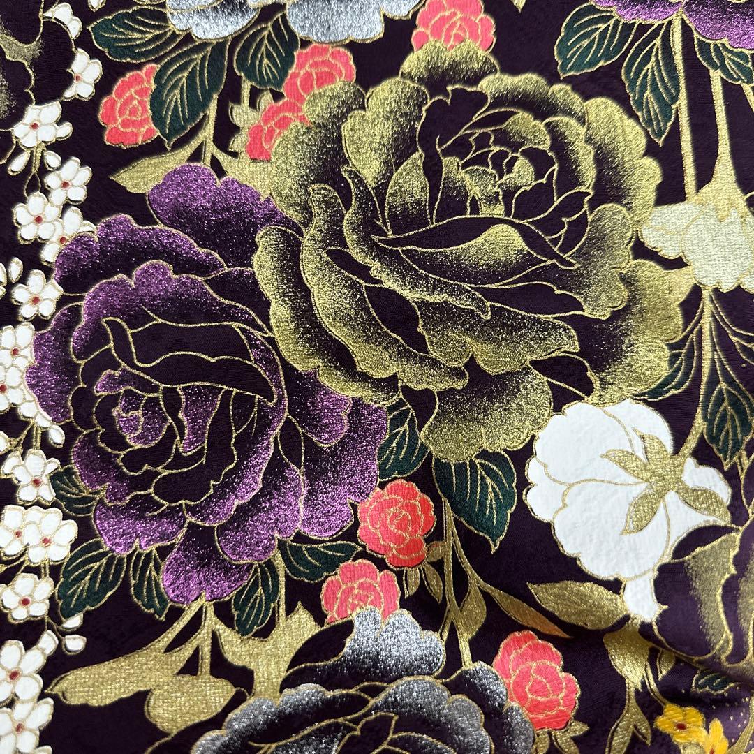 桂由美 落款あり 薔薇 蝶 ラインストーン 赤×紫×金 振袖