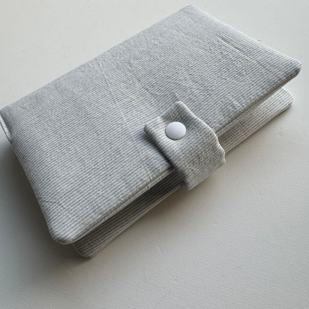 バインダーカバー　A6 水色ストライプ　カードポーチ付