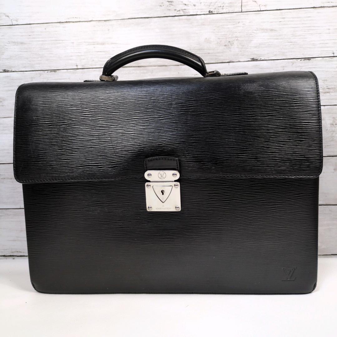 ルイヴィトン ロブスト2 エピ レザー ビジネスバッグ ブリーフ 大容量