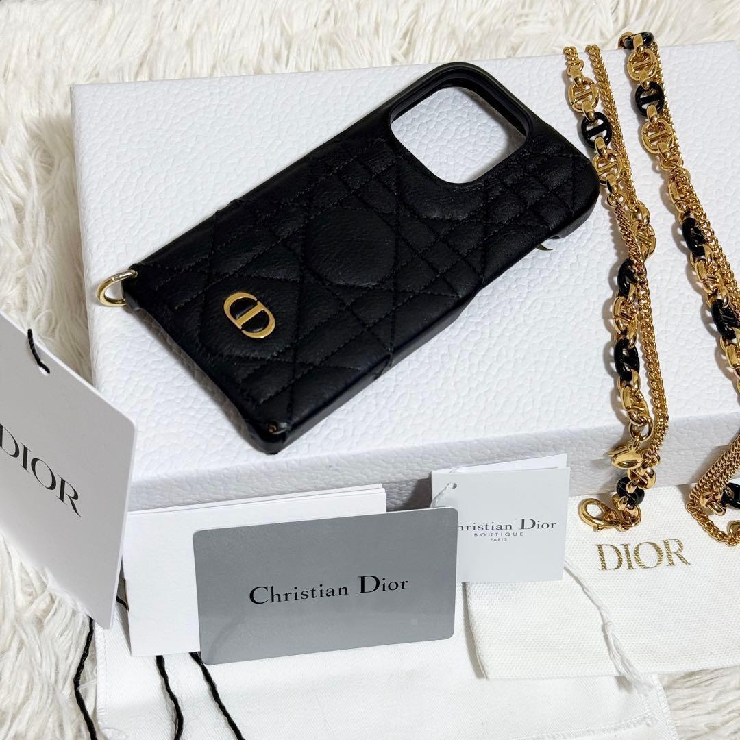 【美品】Dior iPhone14pro ゴールドチェーン　レディディオール