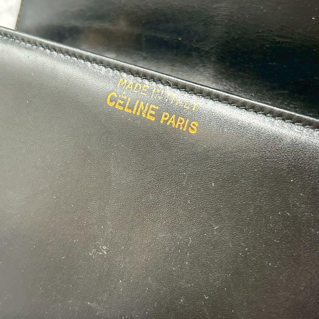 人気✨セリーヌ ショルダーバッグ 馬車金具 オールレザー ブラック