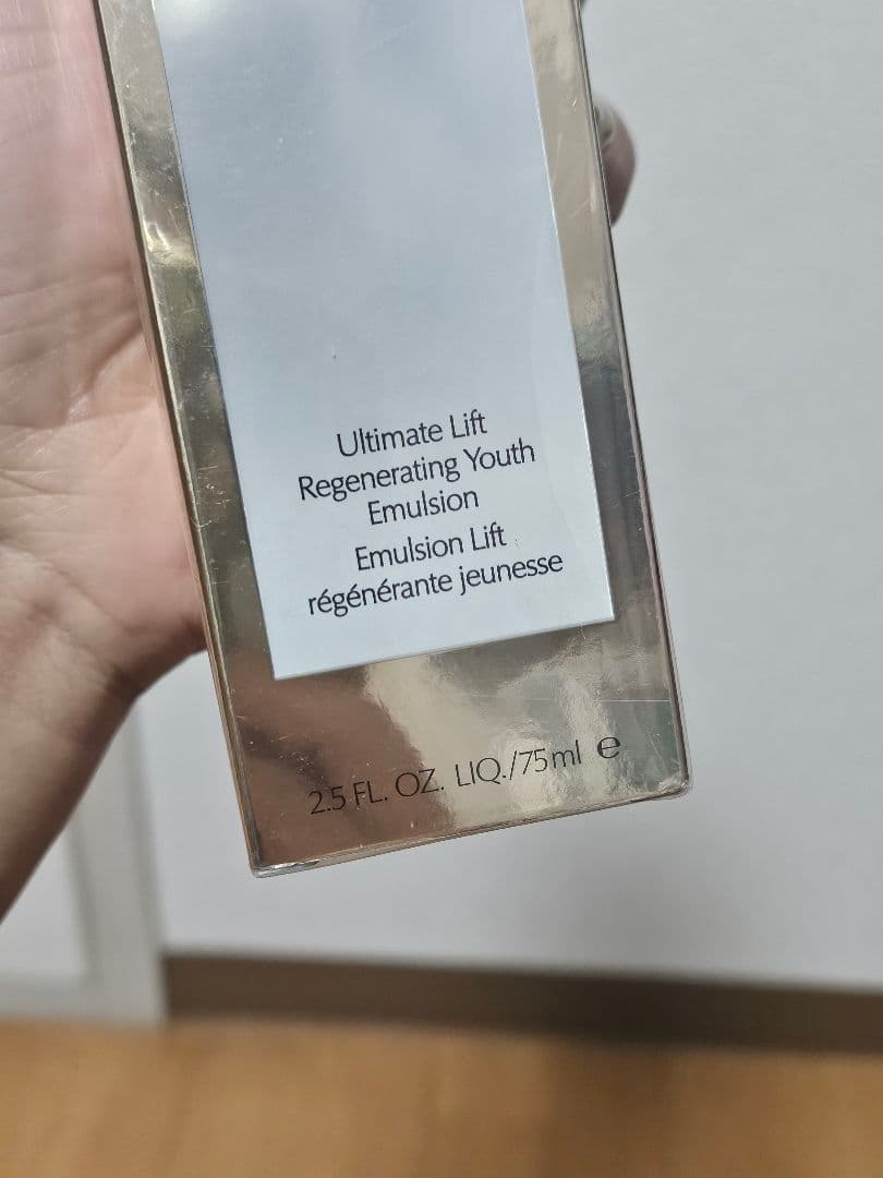 エスティローダー リニュートリィブ UL ミルキー ローション