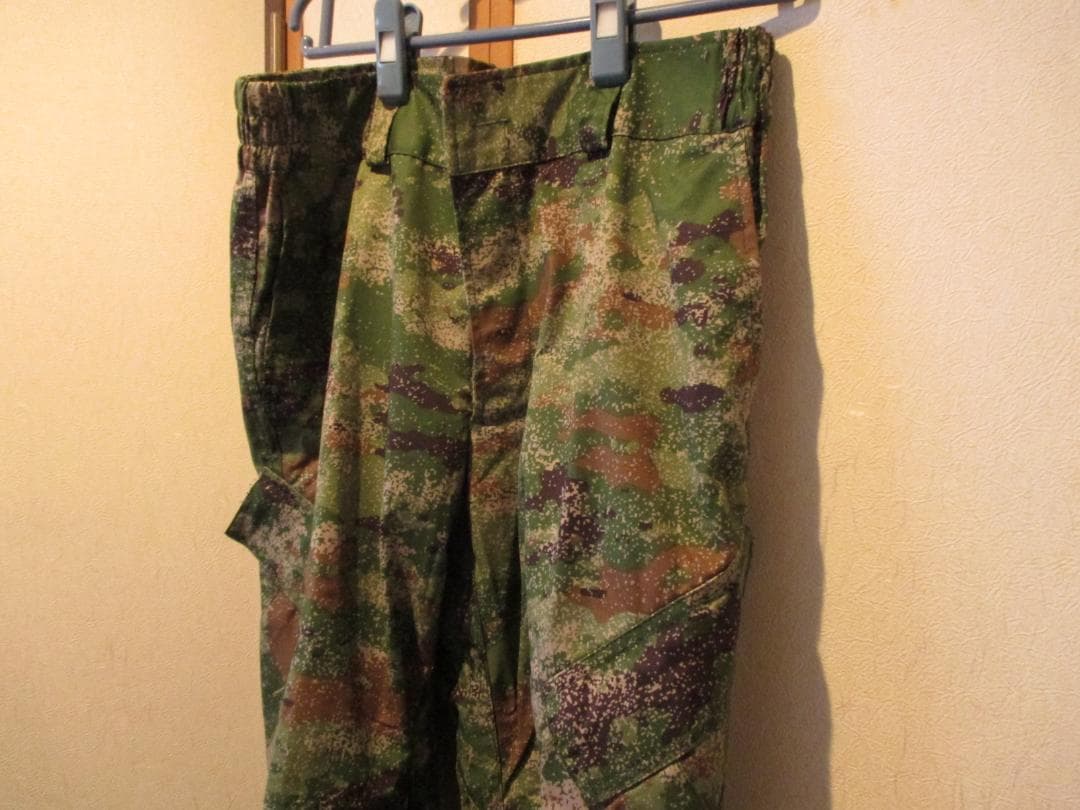 未使用　中国軍　21式　星空迷彩　上下セット　サイズS　軍服　迷彩服