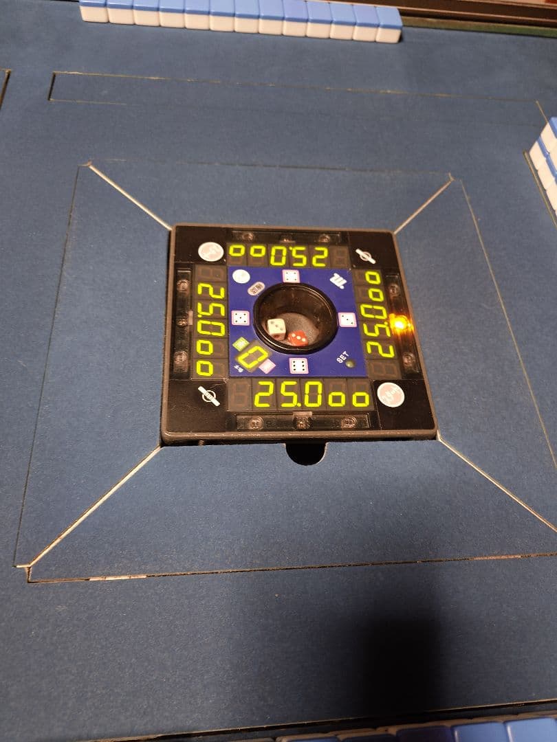 龍鳳！全自動麻雀卓！自動配牌！