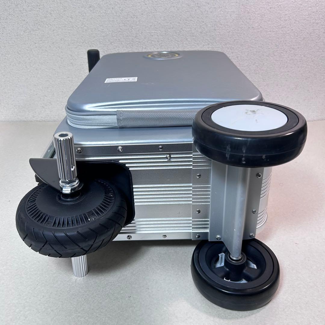 【美品】乗れるスーツケース　Airwheel SE3S シルバー