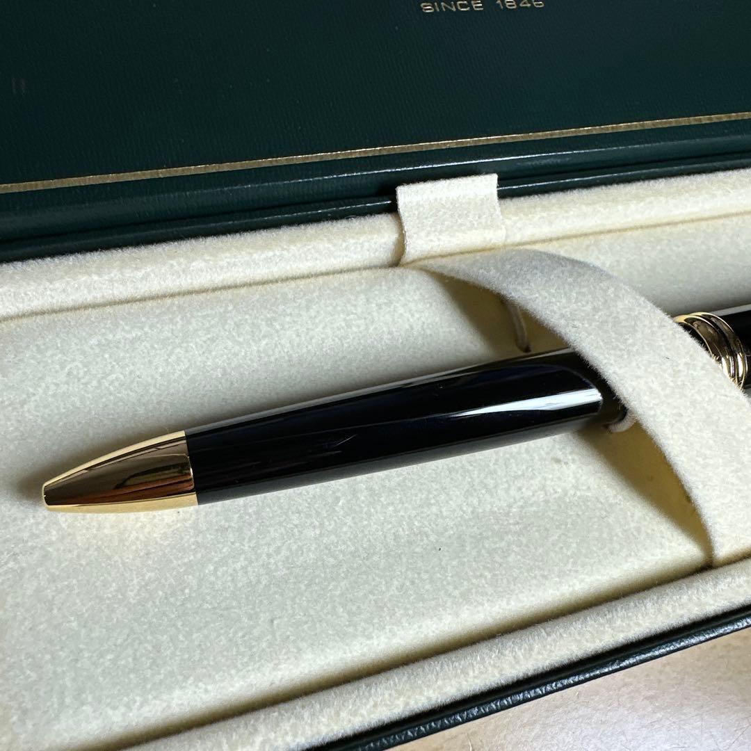 CROSS タウンゼント　ボールペン ブラックラッカー　黒　専用ケース付き
