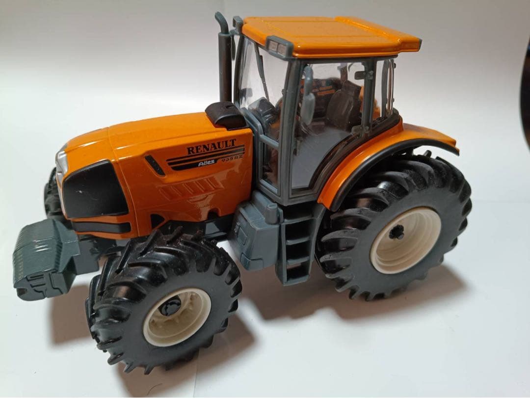 トラクター　ミニカーセット　25台　トミカ　ジク　ブリテン　ユニバーサルホビー