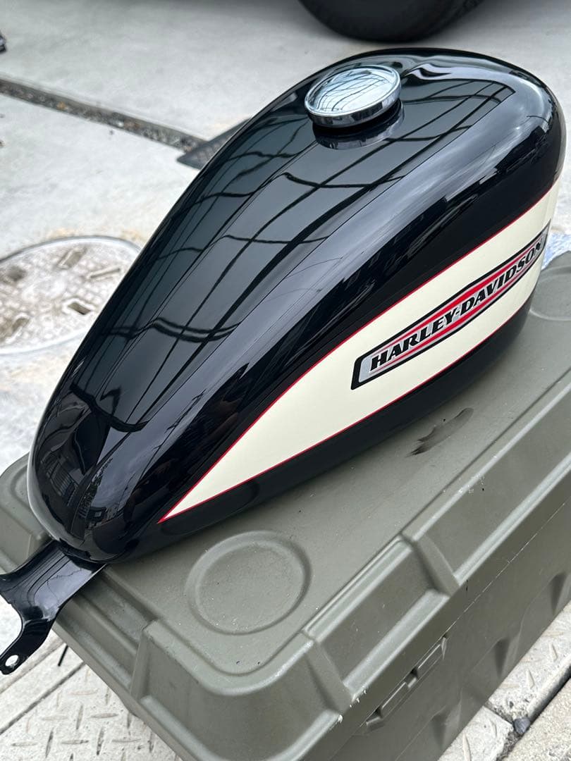 【スポーツスター】タンク　ハーレー純正　12.5リットル　インジェクション