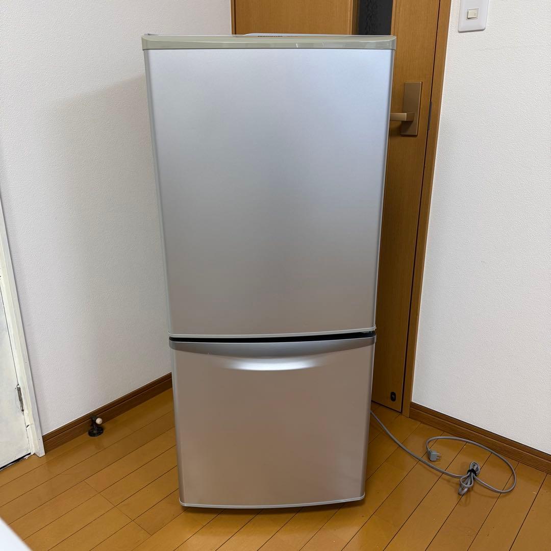 ナショナル ノンフロン冷凍冷蔵庫 NR-B143J-S 135L 2007年製