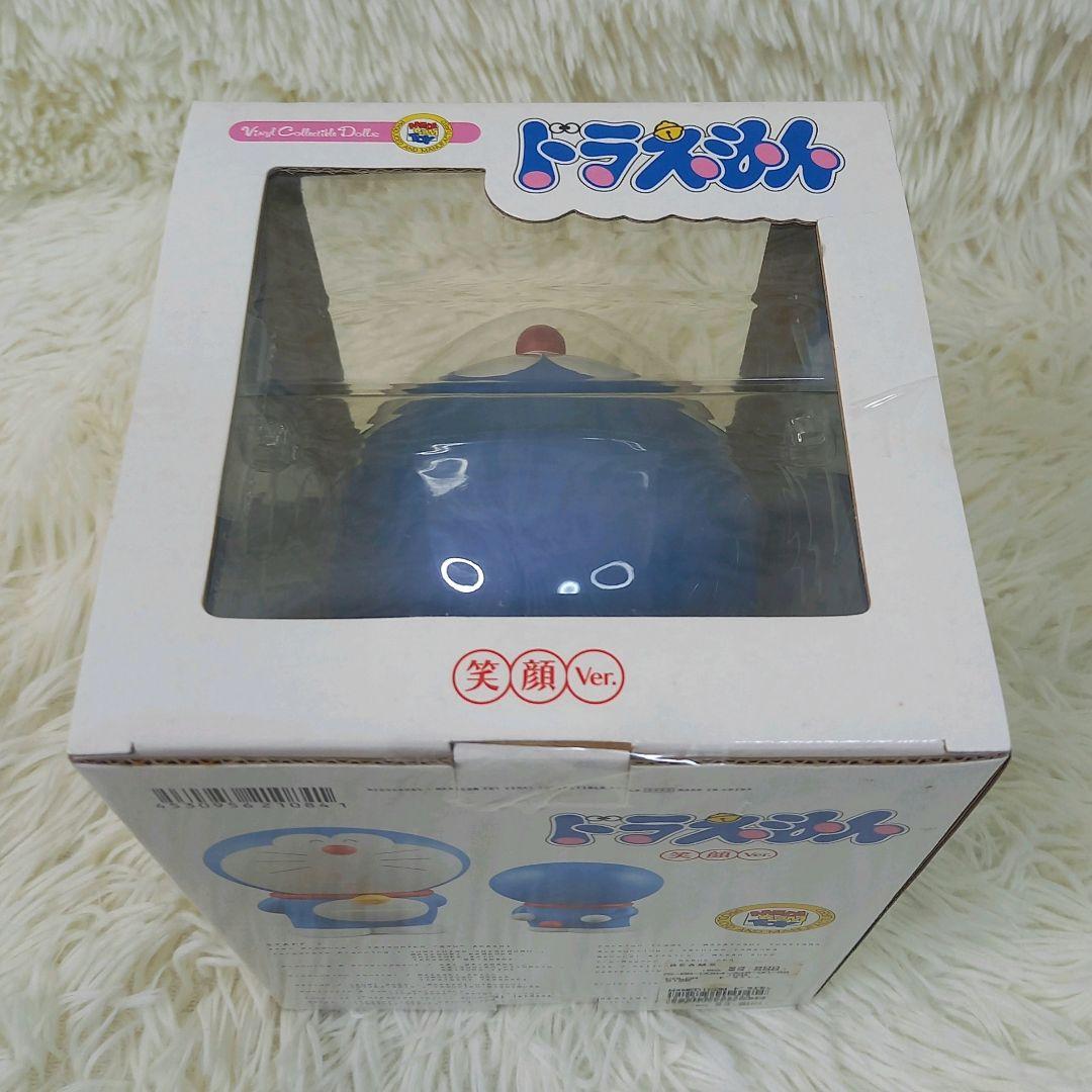 【希少品】メディコムトイ 藤子・F・不二雄 ドラえもん 笑顔ver フィギュア
