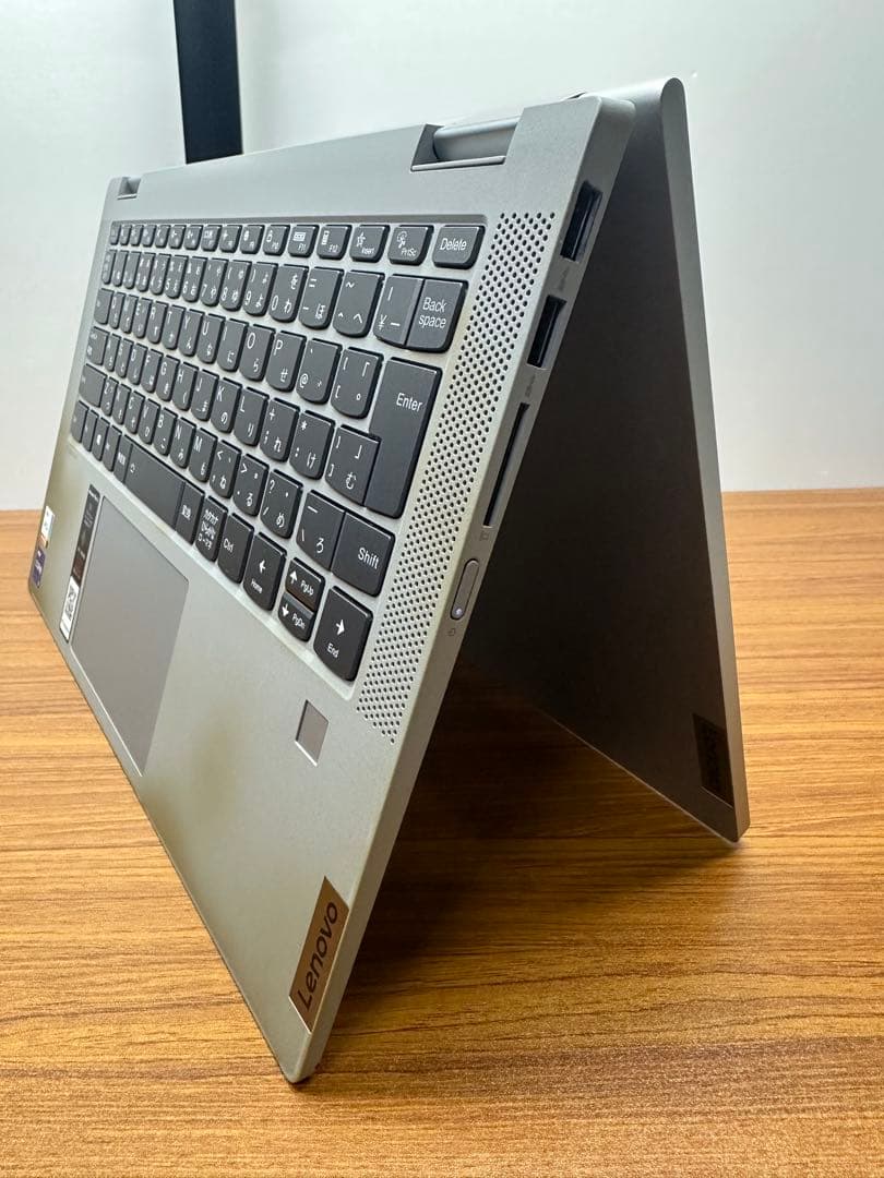 7.Lenovo flex 5 i7-1165G7 16Gb 512Gb タッチ