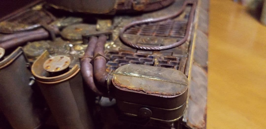 戦車 ヘンロン 1/16 タイガー 履帯金属仕様 参考用