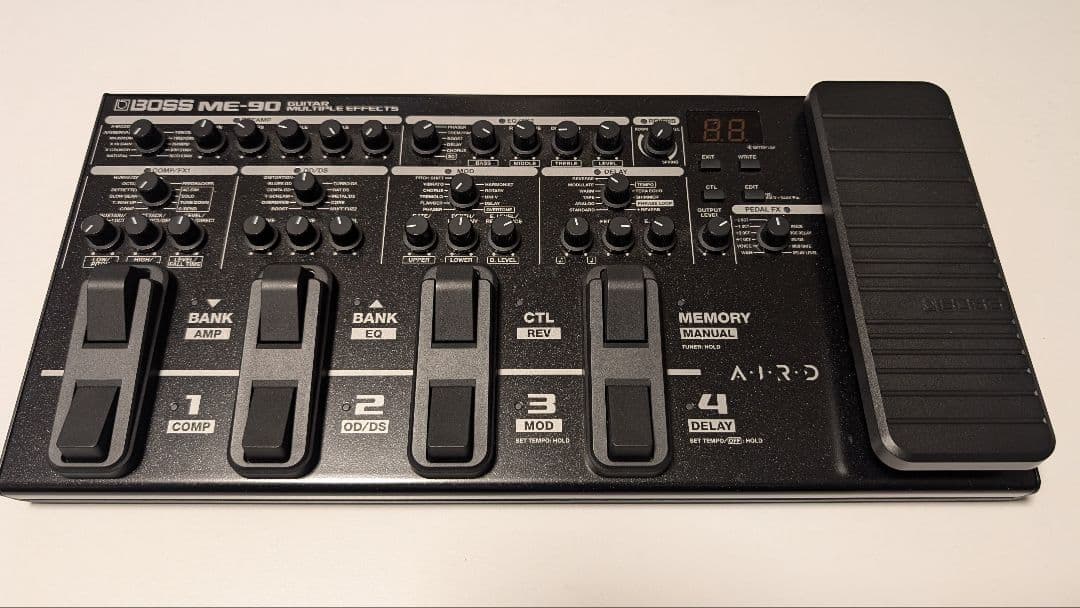 【値下げ交渉OK】BOSS ( ボス ) ME-90 マルチエフェクター