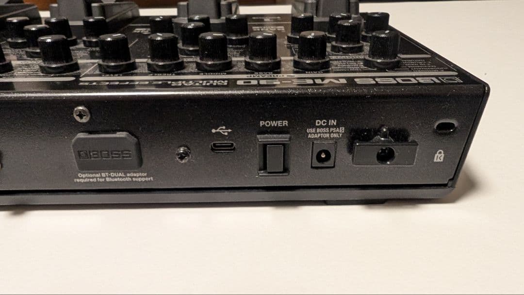 【値下げ交渉OK】BOSS ( ボス ) ME-90 マルチエフェクター