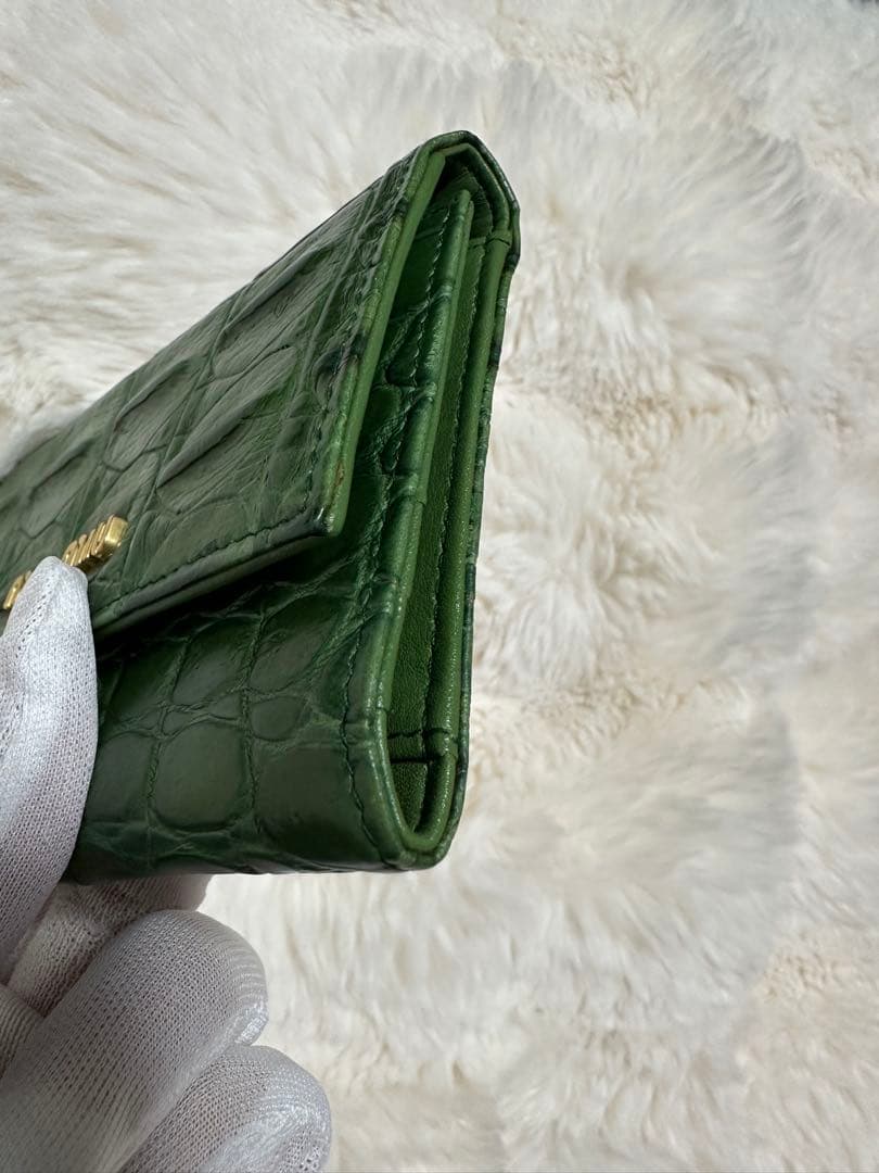 お値下げ¥19000→¥18000MIU MIU グリーン 三つ折り財布