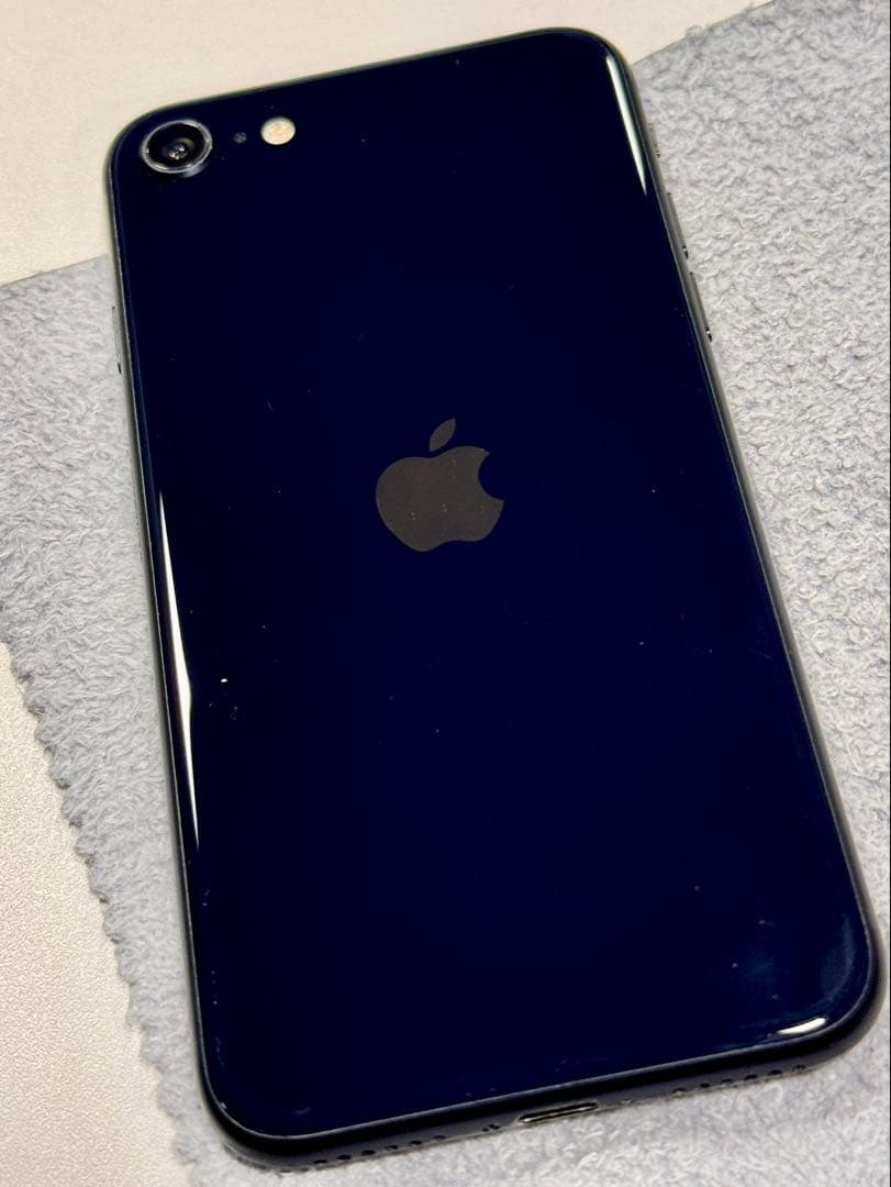 【超美品】iPhone SE 3ミッドナイト128GB 残量100%