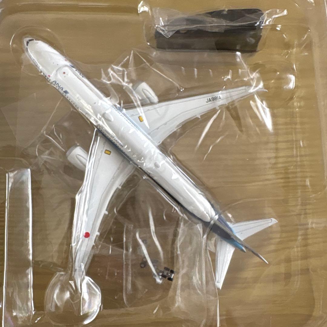 ANA 全日空　787-10 1/400 JA981A av社製※箱破れ有