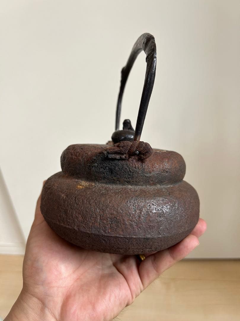 鉄蓋重餅小鉄瓶　煎茶道具　容量700cc