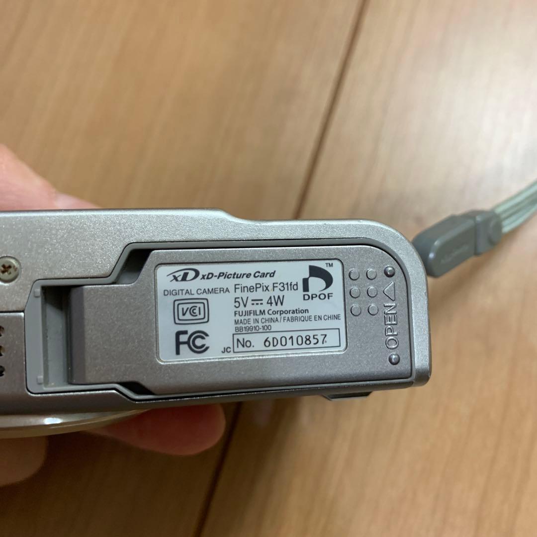 FUJIFILM FINEPIX F31fd デジタルカメラ 動作確認済