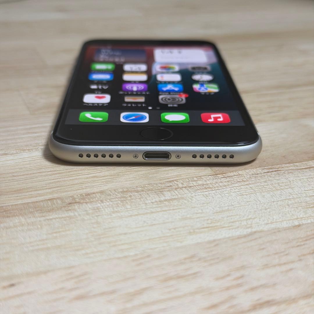 Apple iPhone SE3 (第3世代) スターライト 128GB