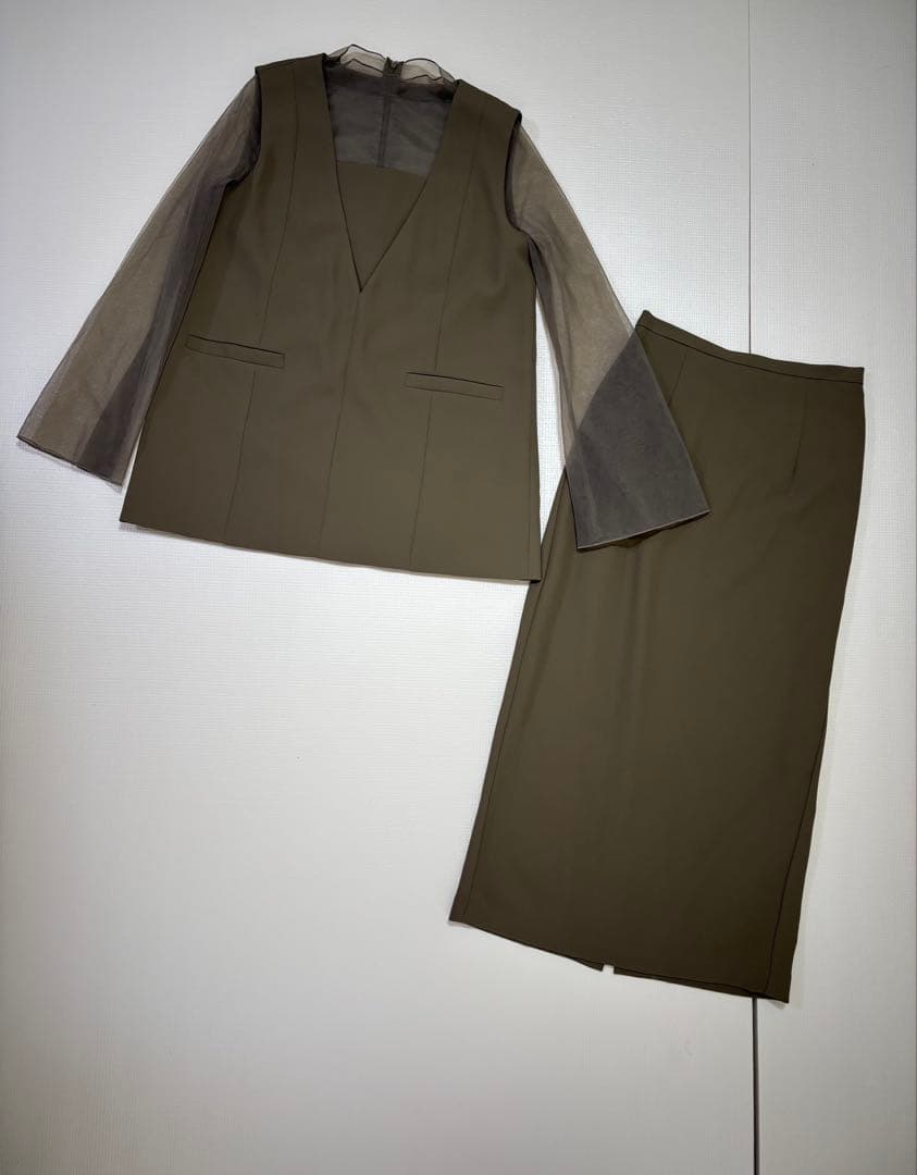 GIRL オケージョンドレス　チュールレイヤードトップス・タイトスカート　M