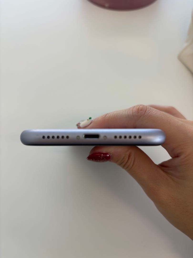 携帯電話本体 iPhone11 64gb