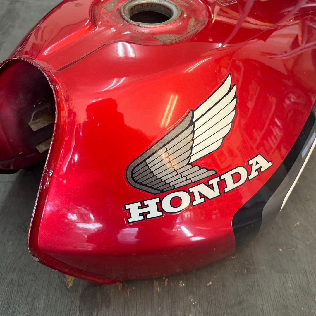 ② CBX400F HONDA ガソリンタンク 赤