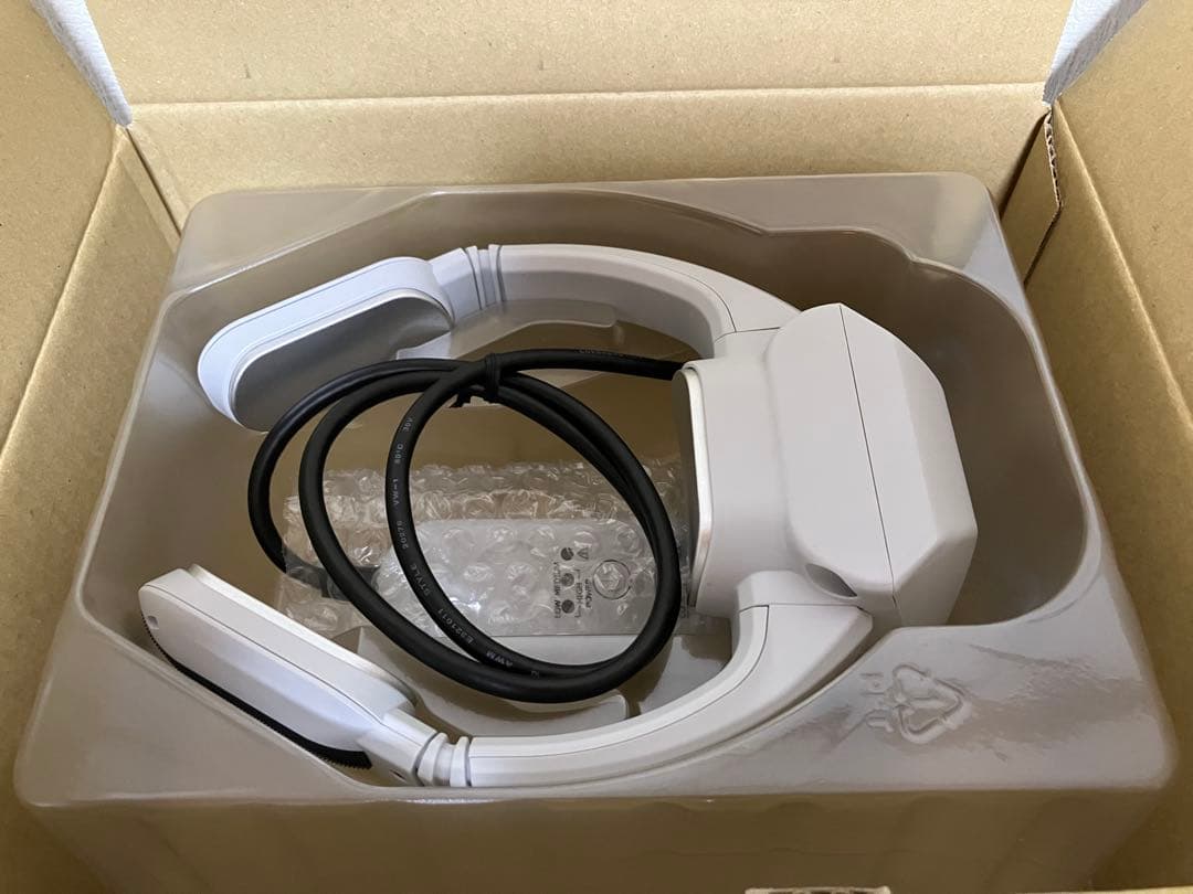 富士通ゼネラル ウェアラブルエアコン WA-N6R4B202