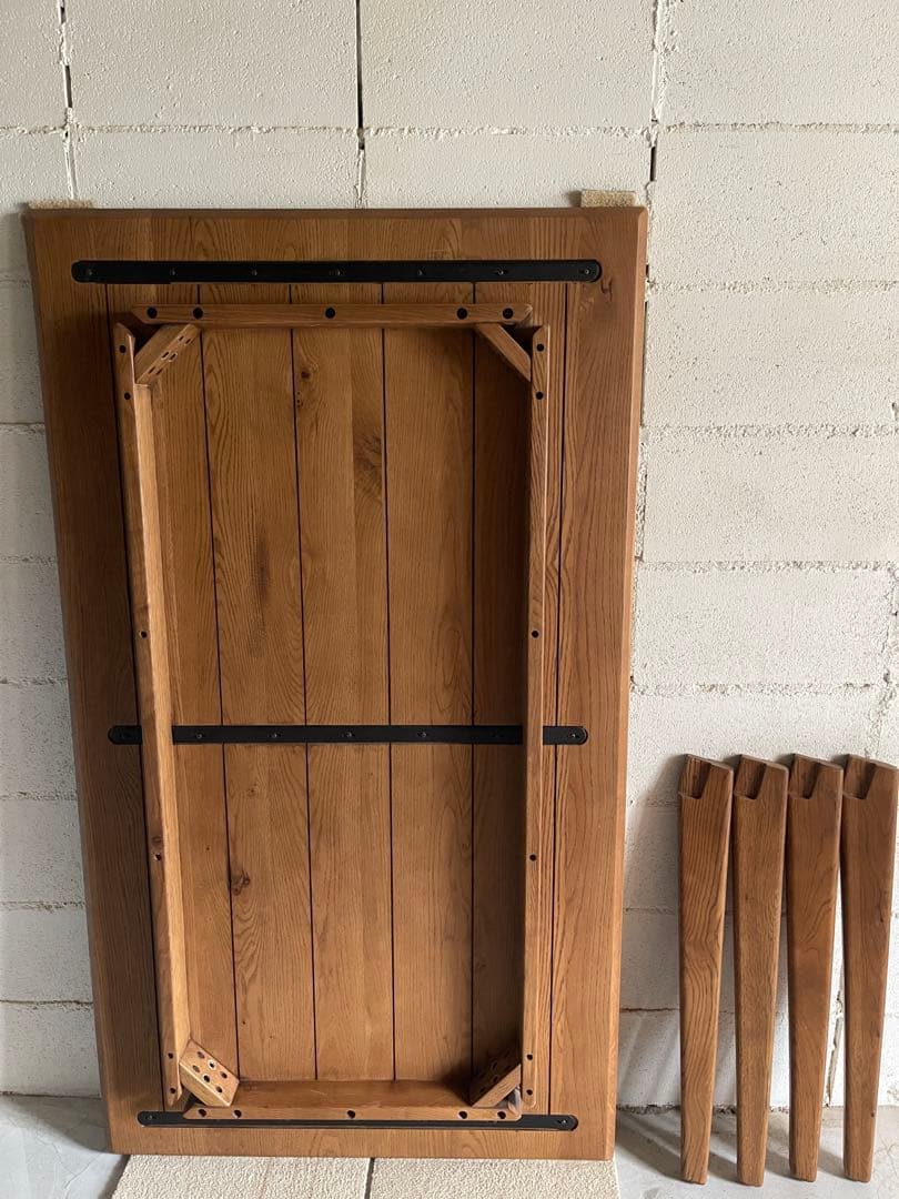 天然木オーク無垢材　ダイニングテーブル　テーパー角脚　斜め脚　北欧スタイル