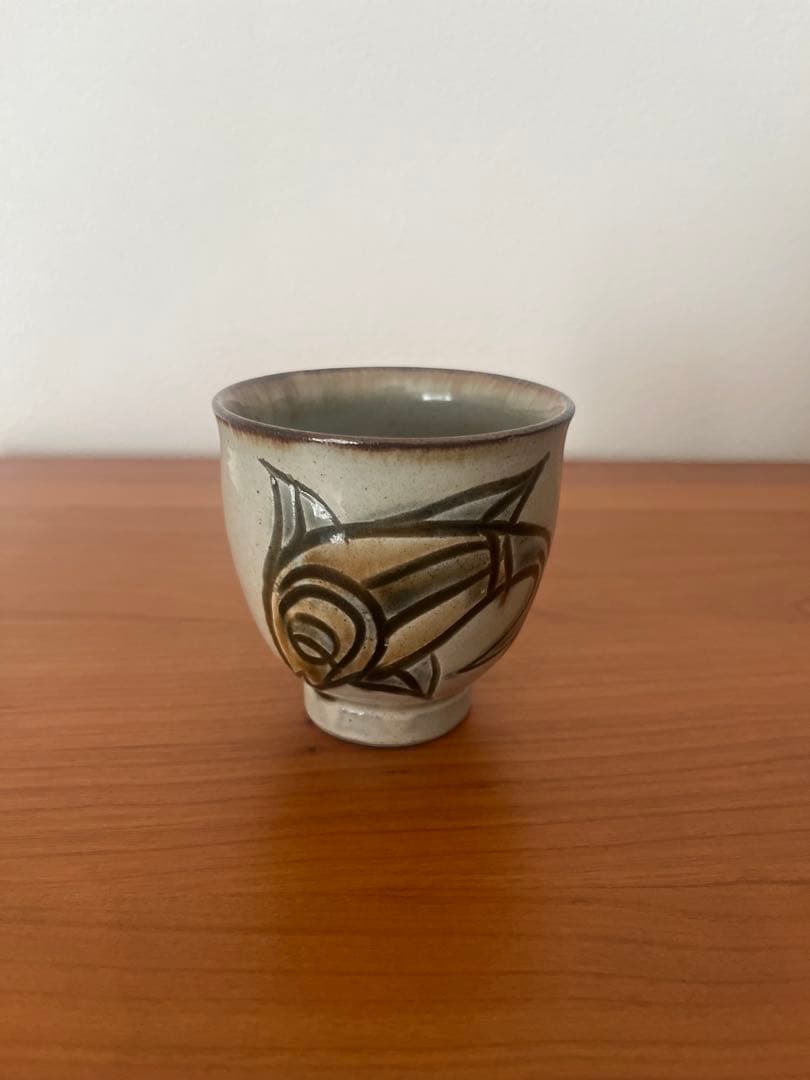 琉球湯呑み　沖縄　やちむん　金城一門？