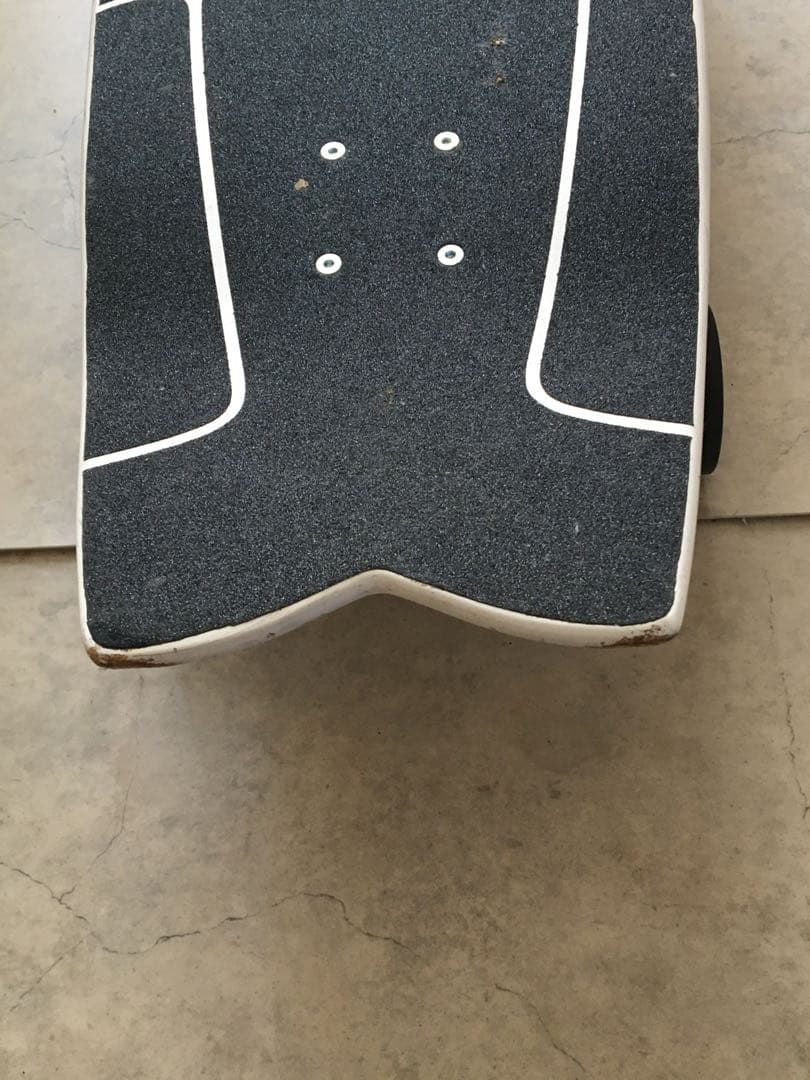 TRITON Carver サーフスケート 29インチ