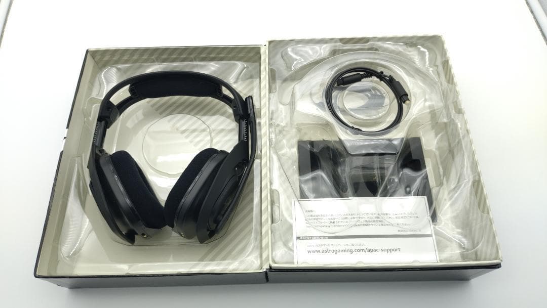 【匿名配送】astro A50 ワイヤレスヘッドホン + ベースステーション