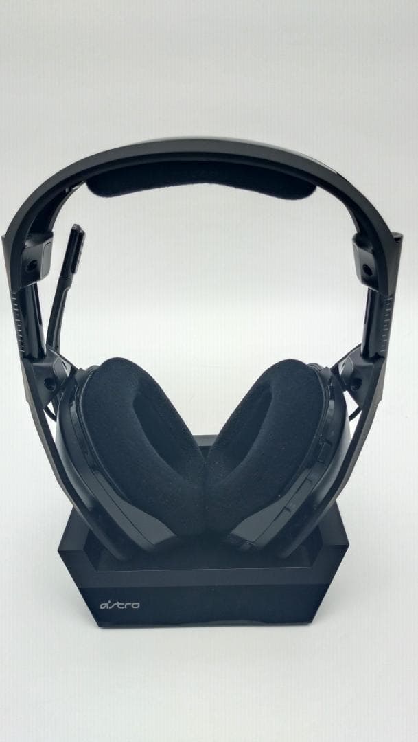 【匿名配送】astro A50 ワイヤレスヘッドホン + ベースステーション
