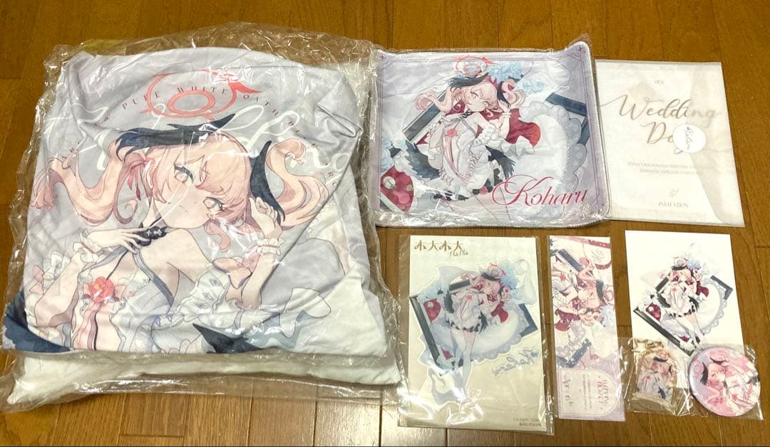ブルーアーカイブ　中国限定　純白誓約　コハル　クッション 他グッズセット