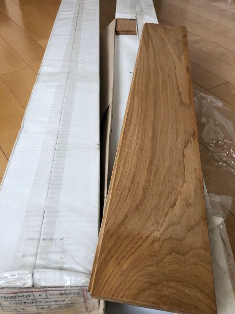 フローリング: ヨーロピアンオーク 無垢フローリング 130mm巾