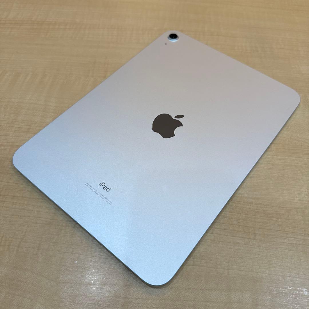 【極美品】 iPad 第10世代 Wi-Fi 64GB シルバー