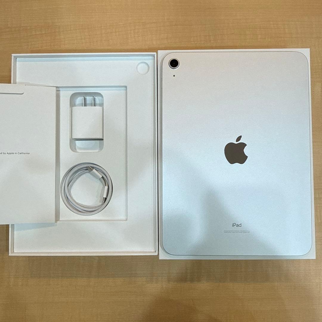 【極美品】 iPad 第10世代 Wi-Fi 64GB シルバー