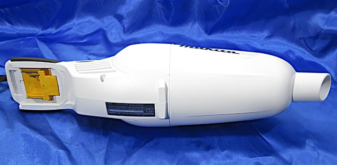 Makita　マキタ　展示品　 スティッククリーナー ホワイト　CL180FD