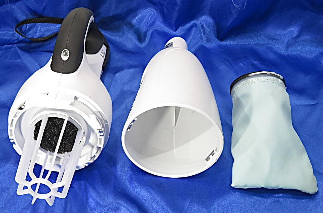 Makita　マキタ　展示品　 スティッククリーナー ホワイト　CL180FD