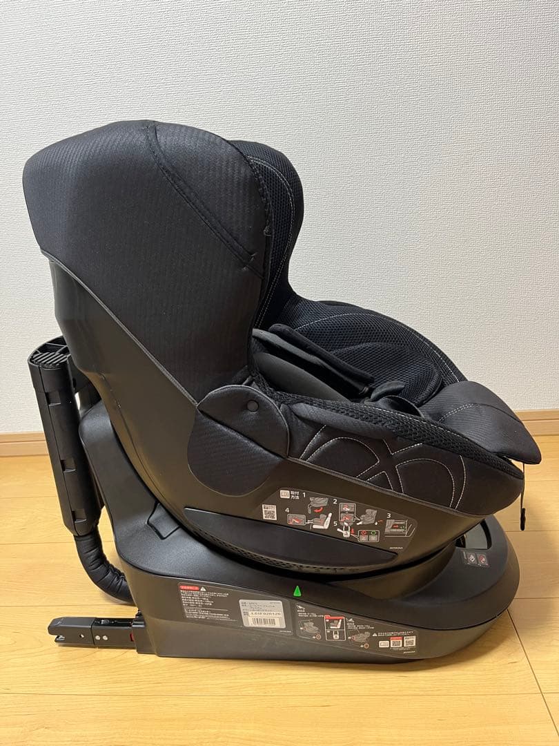 エールべべ　クルット4i プレミアム　チャイルドシート