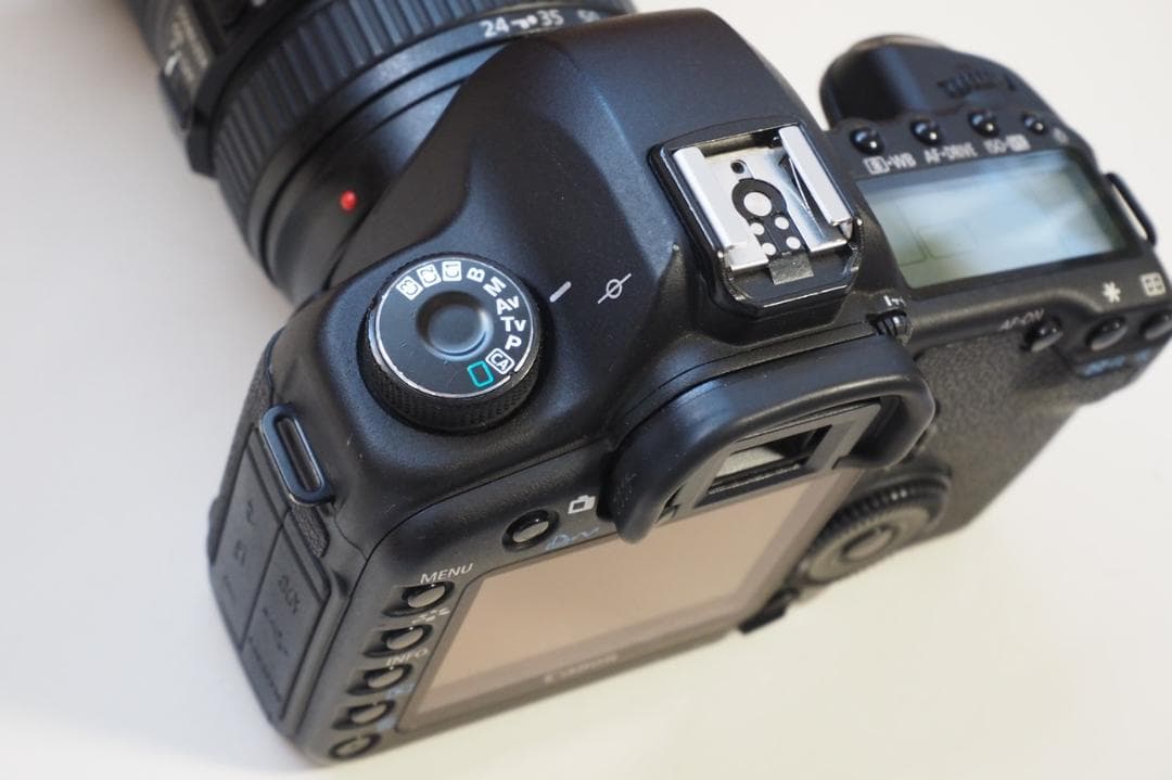 【カメラ】EOS5D Mark II &EF24-105 F4 L IS セット