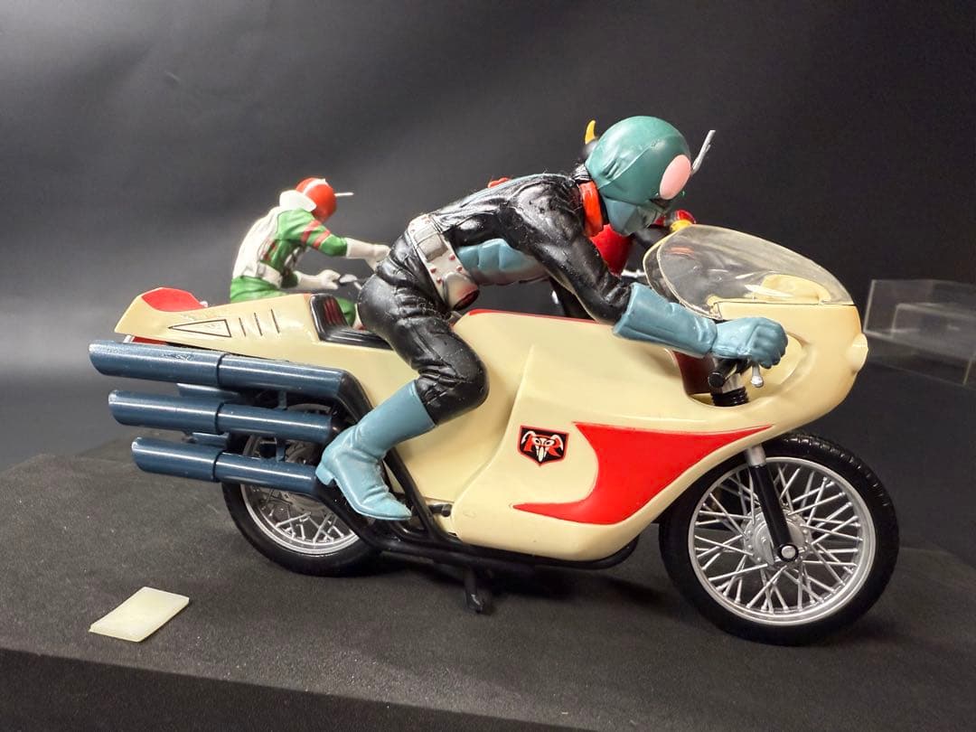 バンプレスト 仮面ライダー バイクフィギュア